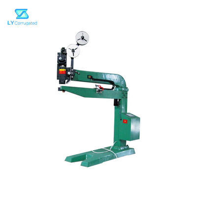 Yüksek Hızlı 3 Katlı Oluklu Kutu Dikiş Makinesi 10-130 Mm Mesafe 400 Çivi/Dakika