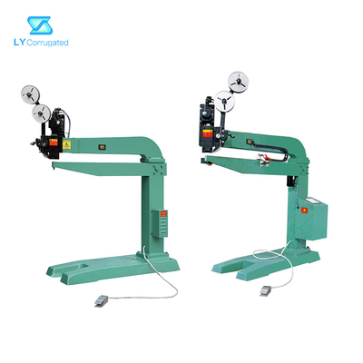 Yüksek Hızlı 3 Katlı Oluklu Kutu Dikiş Makinesi 10-130 Mm Mesafe 400 Çivi/Dakika